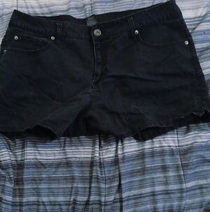 Faded Glory Black Women's Shorts